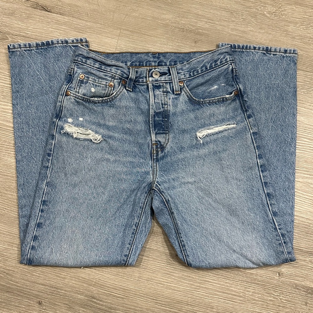 Levi's 501 Light Blue Straight Cropped Distressed Jeans - Picture 2 of 8